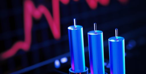 AMC Stock Jumps Nearly 21% Overnight as CEO Slams Robinhood Over Tokenized Shares